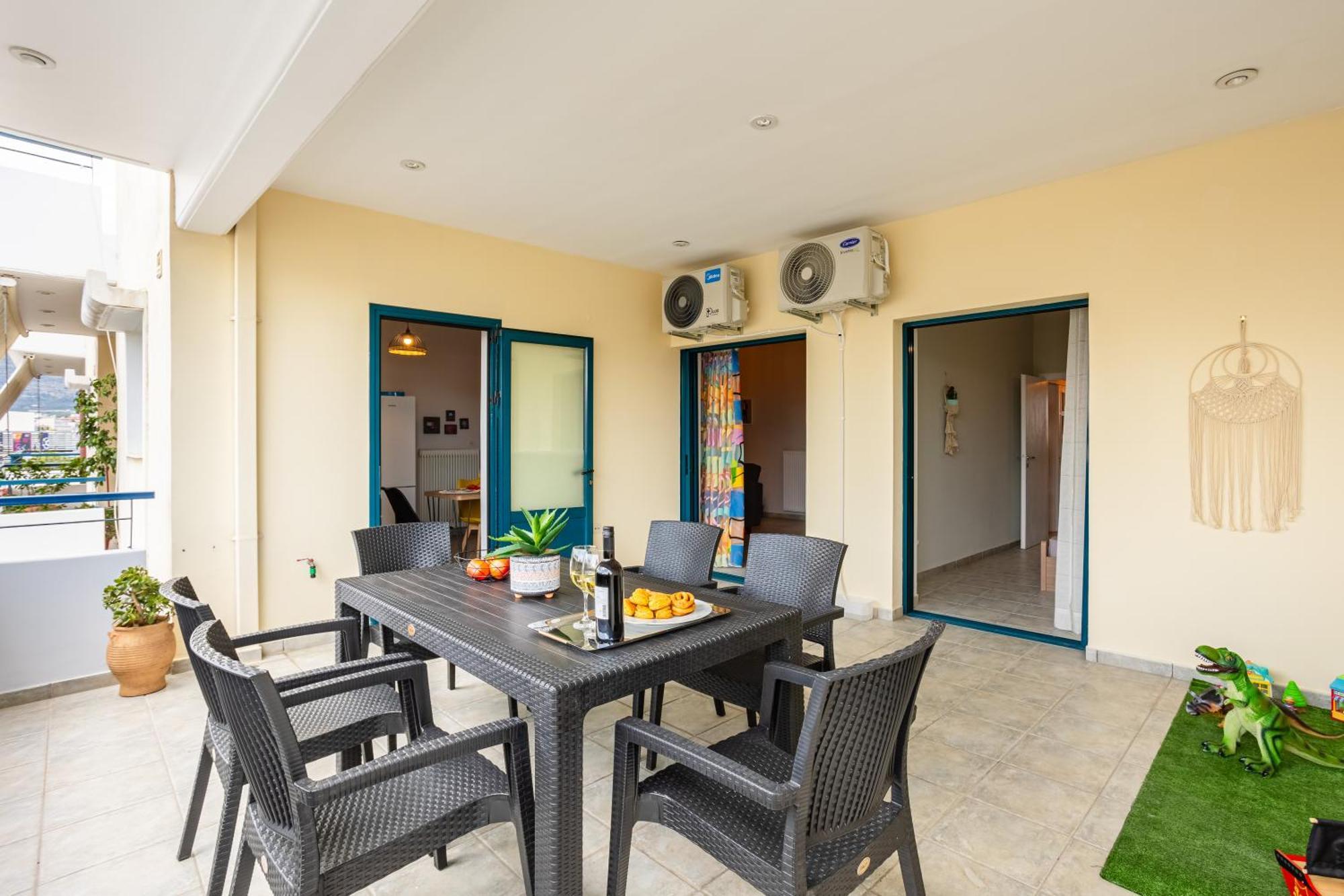 Jason City Escape - Cozy Urban Gem Kalamata Zewnętrze zdjęcie